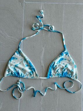 Frankie's Bikinis White and Blue Floral Triangle Bikini Top